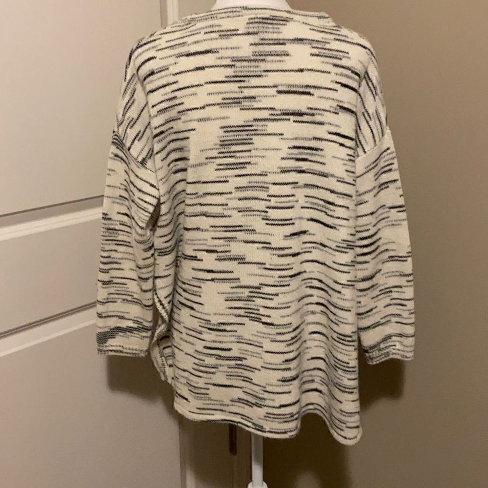 Divided by H&M Knit Sweater - Picture 2 of 5